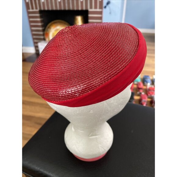 VINTAGE‎ Red  Magnin Hat - Picture 3 of 12
